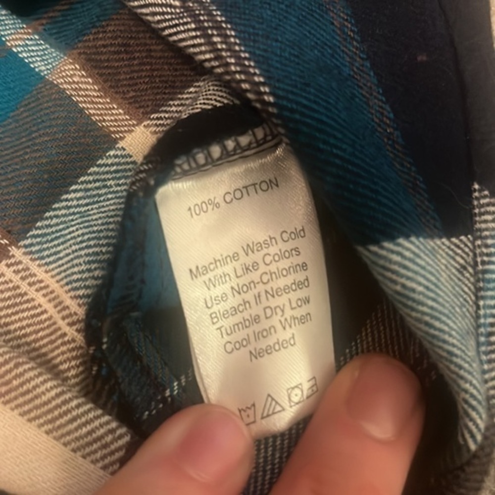 Legendary whitetail flannel size S - Picture 4 of 7